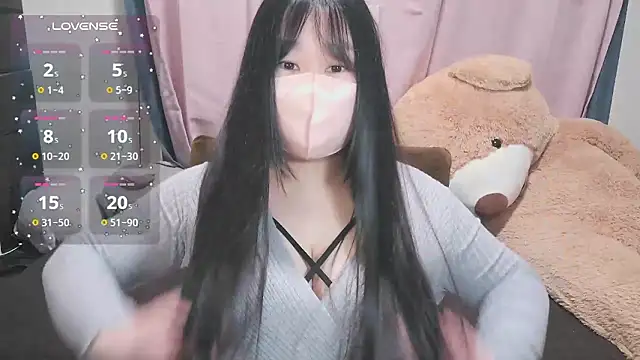 yuinyan3150 online show from 7, 4, 2026