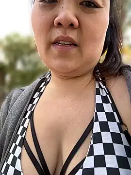asianmama888 online show from 10, 5, 2026