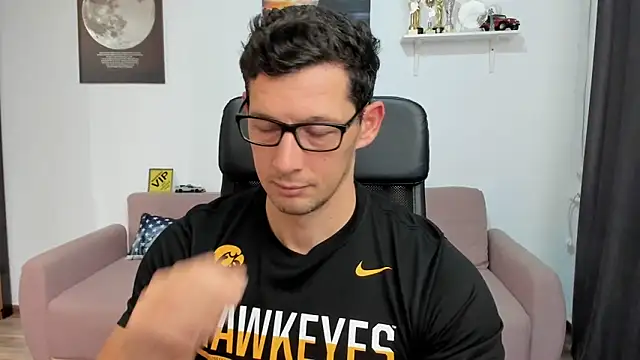 BrutusK08 online show from 17, 11, 2025