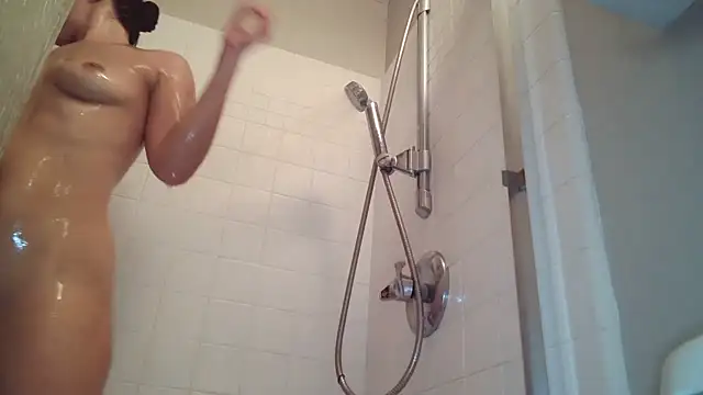 Tipsy Toes Daisy online show from 18, 2, 2025