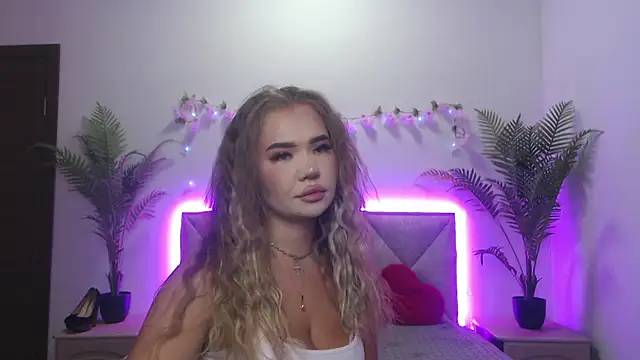 StacyYellig online show from 12, 7, 2026
