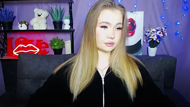 StacyYellig online show from 22, 3, 2025