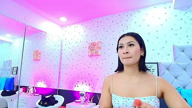 Snapshot of JulietaReyess chatting on 15, 6, 2026 JulietaReyess online show from 15, 6, 2026