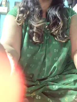 CUTE SOPHIA- online show from 13, 3, 2025