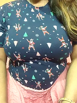 CUTE SOPHIA- online show from 12, 3, 2025