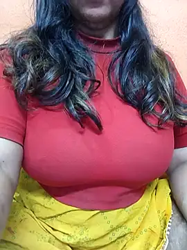 CUTE SOPHIA- online show from 2, 3, 2025