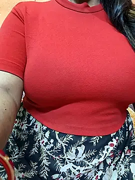 CUTE SOPHIA- online show from 13, 11, 2025