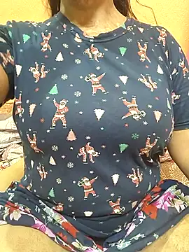 Snapshot of CUTE_SOPHIA- chatting on 14, 7, 2026 CUTE SOPHIA- online show from 14, 7, 2026
