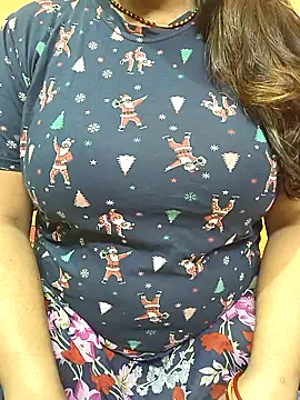 CUTE SOPHIA- online show from 11, 11, 2025