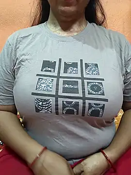 CUTE SOPHIA- online show from 24, 4, 2026