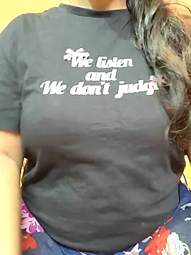 CUTE SOPHIA- online show from 3, 10, 2025