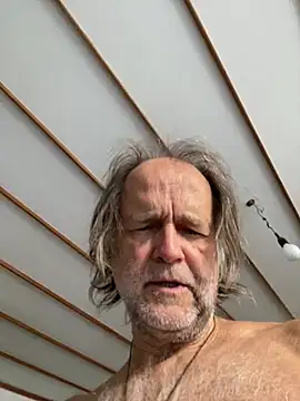 artXhibitor online show from 17, 3, 2026