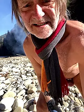 artXhibitor online show from 26, 2, 2026