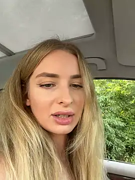 EvieEvans online show from 28, 6, 2026