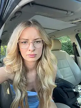 EvieEvans online show from 9, 7, 2026