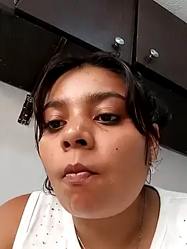 stefanie010 online show from 26, 1, 2025