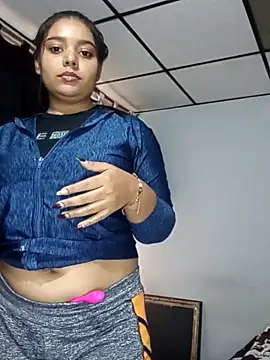 stefanie010 online show from 14, 11, 2025