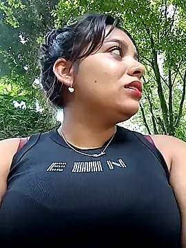 stefanie010 online show from 12, 1, 2025