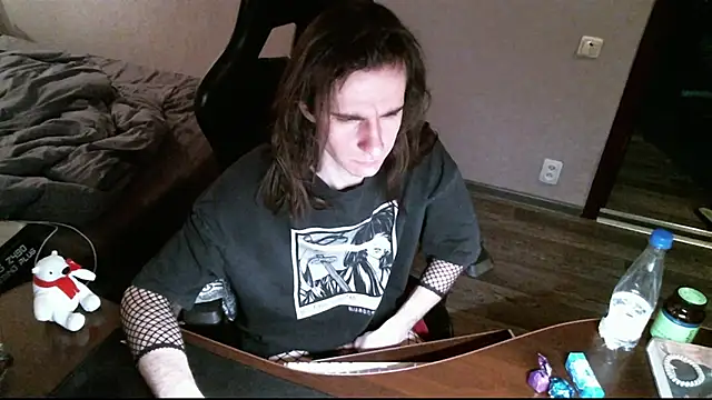 izilizi 23 online show from 14, 2, 2025