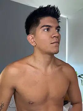 Snapshot of santiago_01 chatting on 11, 2, 2026 santiago 01 online show from 11, 2, 2026