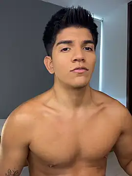 santiago 01 online show from 6, 3, 2026