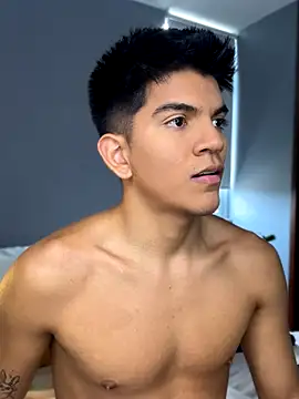 santiago 01 online show from 10, 9, 2025