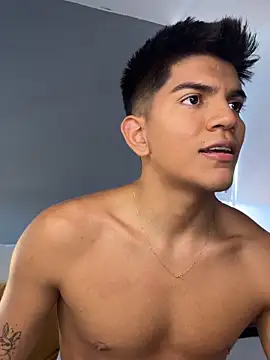 Snapshot of santiago_01 chatting on 24, 2, 2026 santiago 01 online show from 24, 2, 2026