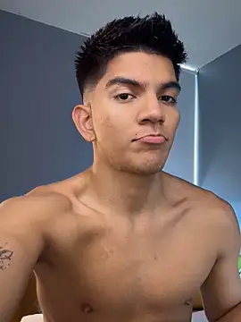 santiago 01 online show from 7, 11, 2025