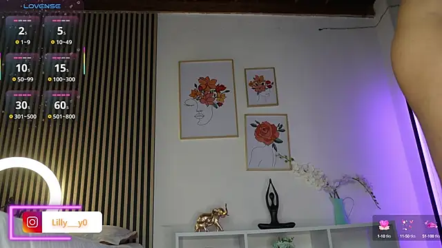 LillyDolls23 online show from 1, 10, 2025