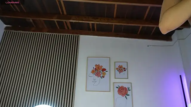 LillyDolls23 online show from 13, 1, 2026