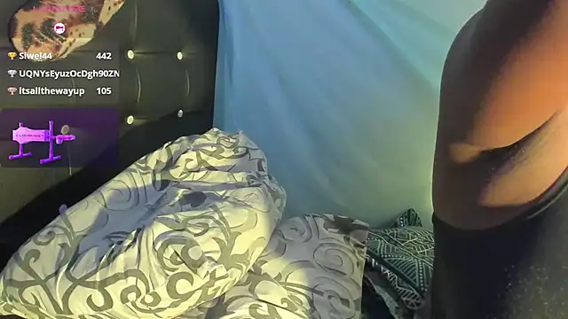 kasandra smith  online show from 5, 3, 2025