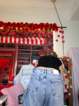 NaomiShimizu online show from 16, 2, 2026