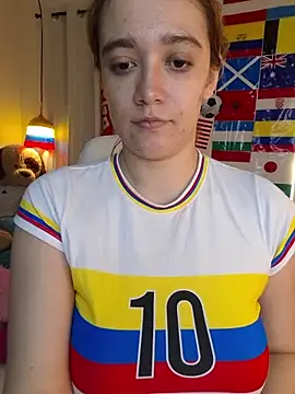 Snapshot of NaomiShimizu chatting on 13, 7, 2026 NaomiShimizu online show from 13, 7, 2026