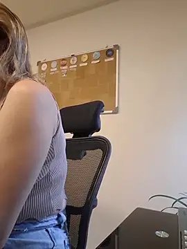 NaomiShimizu online show from 28, 3, 2026