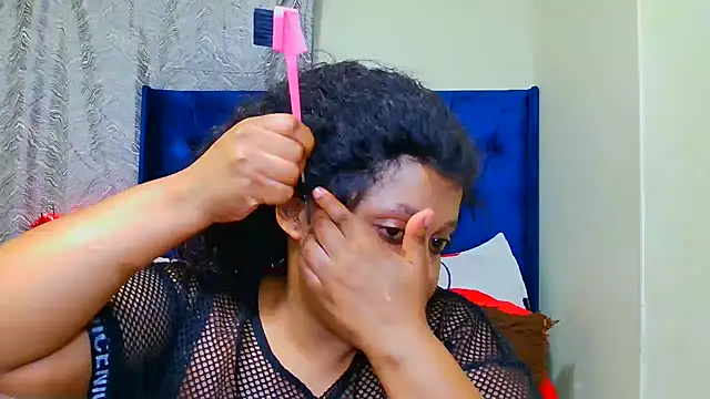 THESHORTQUEEN online show from 5, 1, 2026