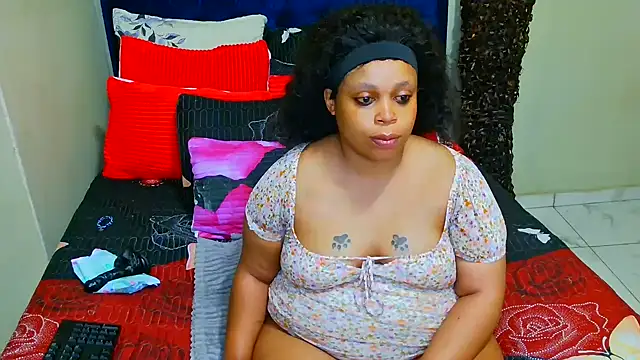 THESHORTQUEEN online show from 17, 12, 2025