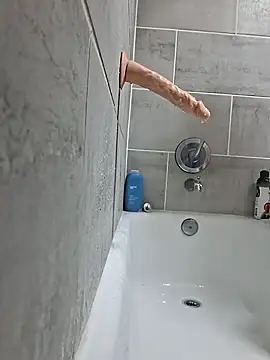 Snapshot of chillmfrs chatting on 12, 11, 2025 chillmfrs online show from 12, 11, 2025