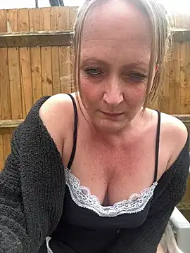 HoneyBluex online show from 23, 3, 2026