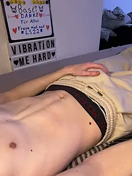 secret dream415 online show from 12, 3, 2025