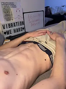 secret dream415 online show from 15, 9, 2025