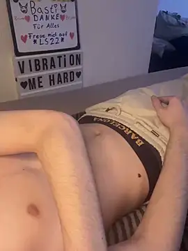 secret dream415 online show from 3, 3, 2025