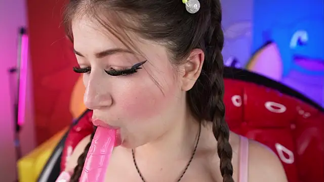 miss  pamela online show from 12, 2, 2026