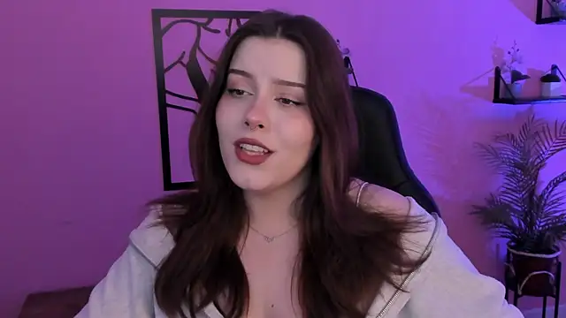 CoralineKeyns online show from 3, 3, 2025