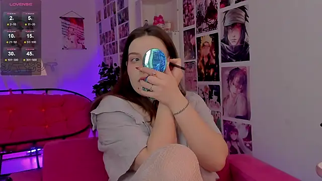 CoralineKeyns online show from 21, 3, 2025