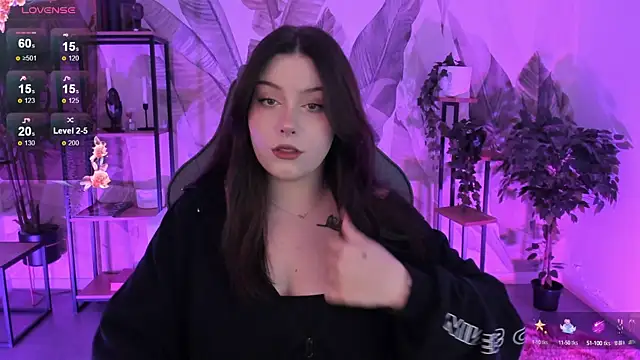 CoralineKeyns online show from 14, 10, 2025