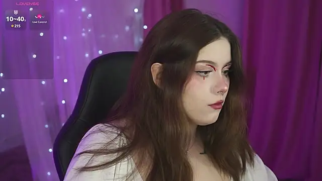 CoralineKeyns online show from 14, 2, 2025