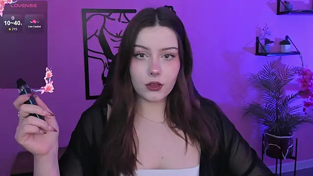 CoralineKeyns online show from 18, 3, 2025