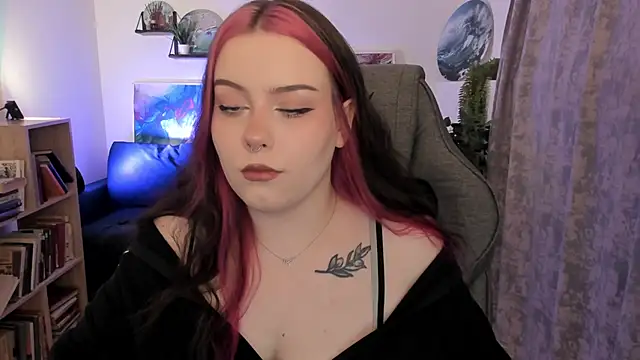 CoralineKeyns online show from 9, 4, 2026