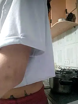 Cameron puppy online show from 6, 1, 2026