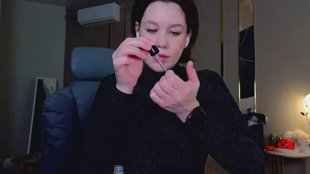 katy  moonj online show from 30, 10, 2025